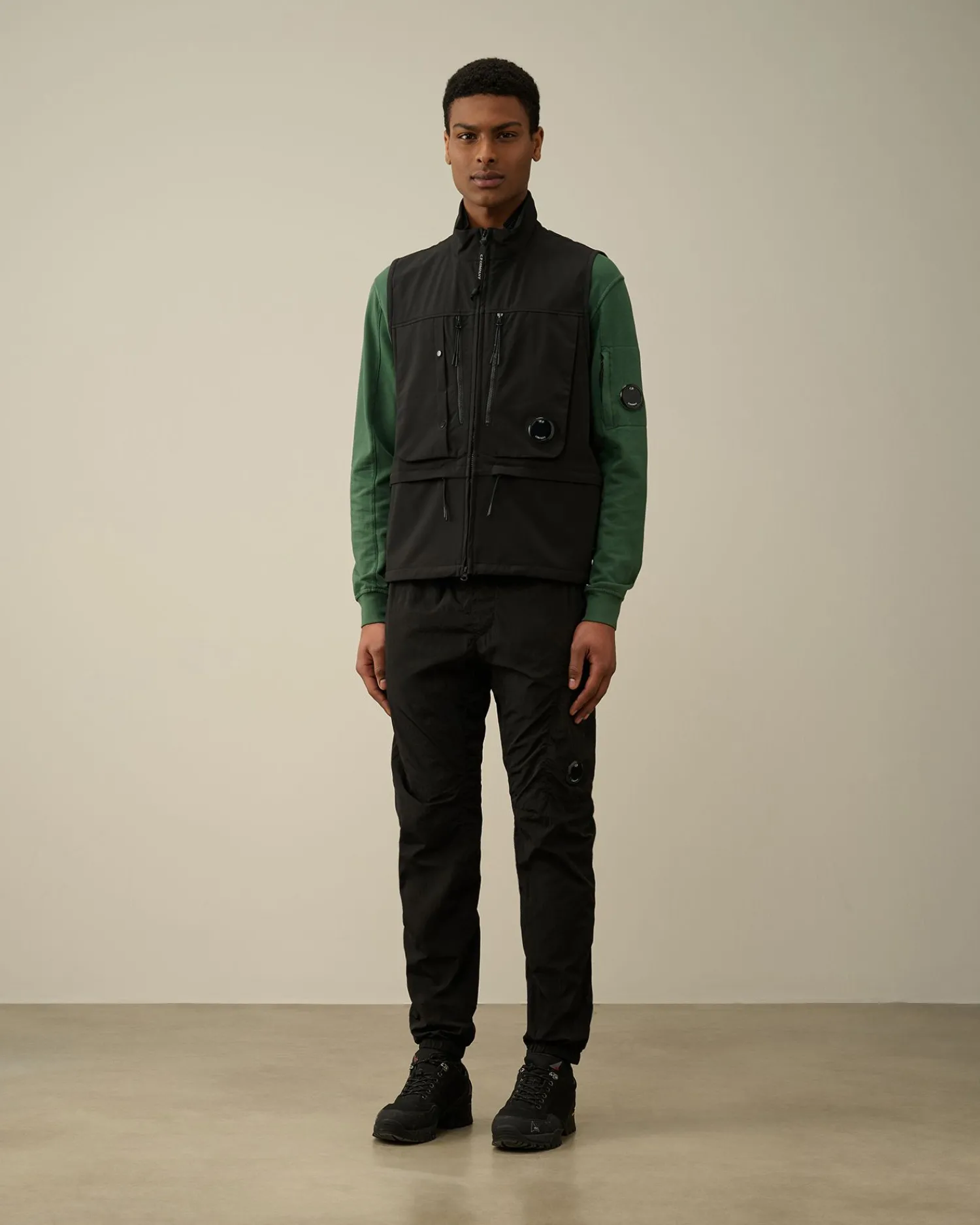 Store C.P. Company Cp Shell-R Utility Vest Ivy Gron