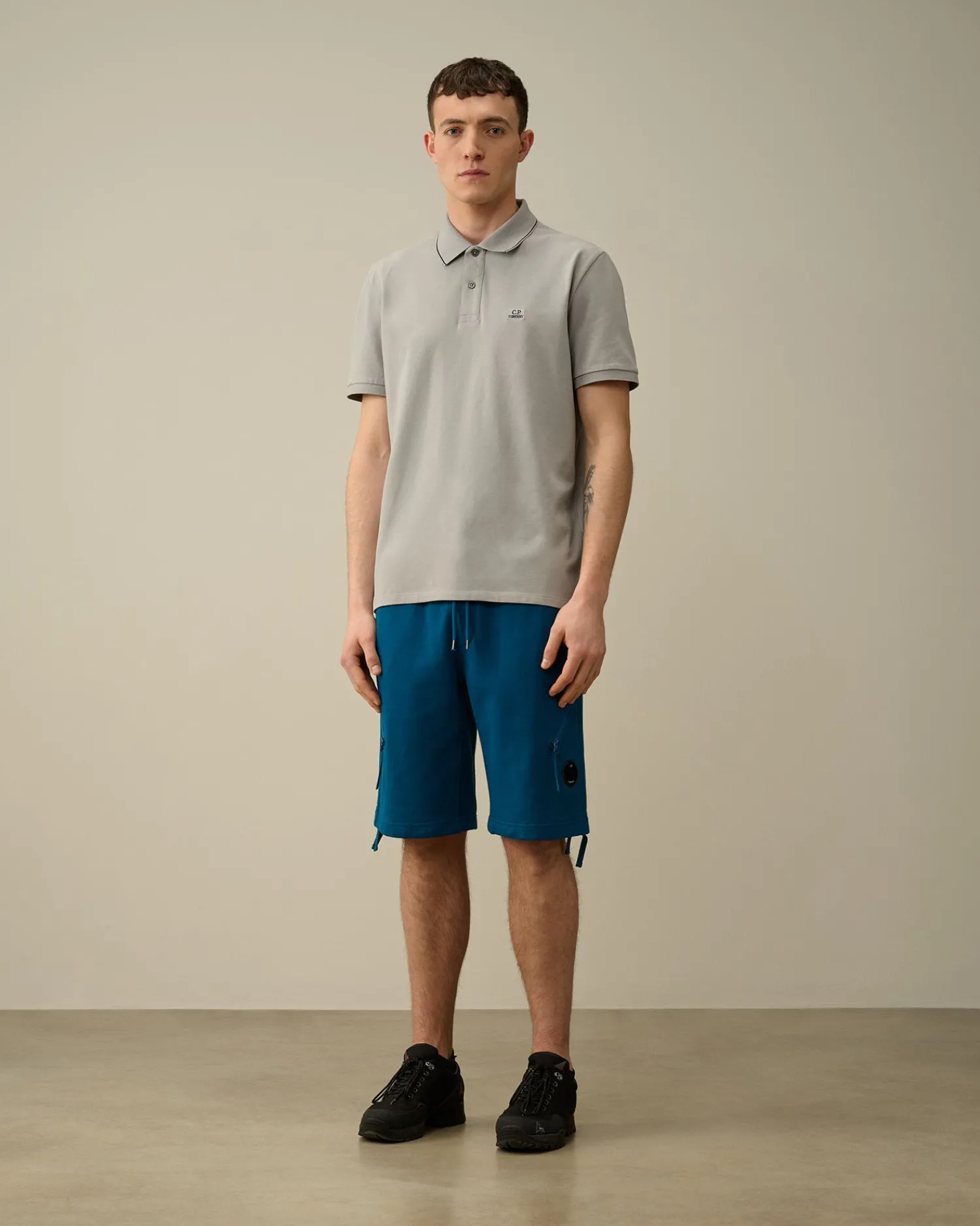 Cheap C.P. Company Diagonal Forhojede Fleece-Lommeshorts Med Lynlas Blaek Bla