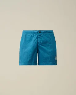 Shop C.P. Company Flade Svommeshorts Med Svamp I Nylon Blaek Bla