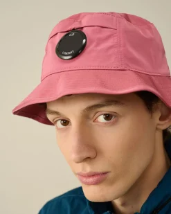 New C.P. Company Gabardine Logo Cap Ivy Gron
