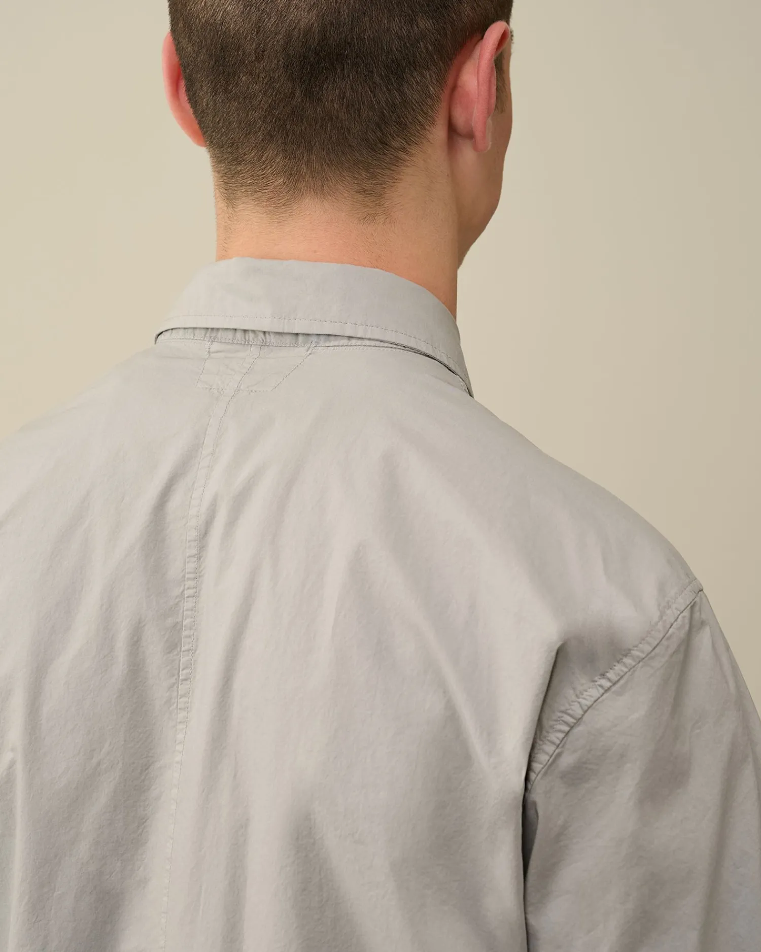 Outlet C.P. Company Gabardine Skjorte Med Lynlas Gaze Hvid